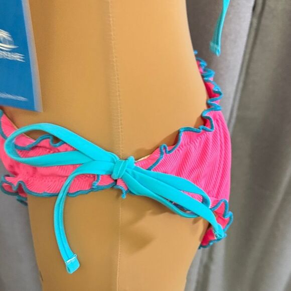 CUPSHE Pink and Blue Ruffle Bikini Set - Picture 13 of 15